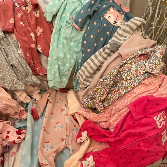 Footed one piece baby bundle box! - Picture 5 of 7